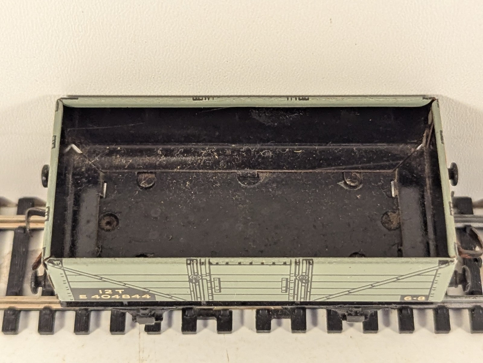 Hornby Dublo 32025 OO Gauge BR 12 Ton 5-Plank Coal Wagon
