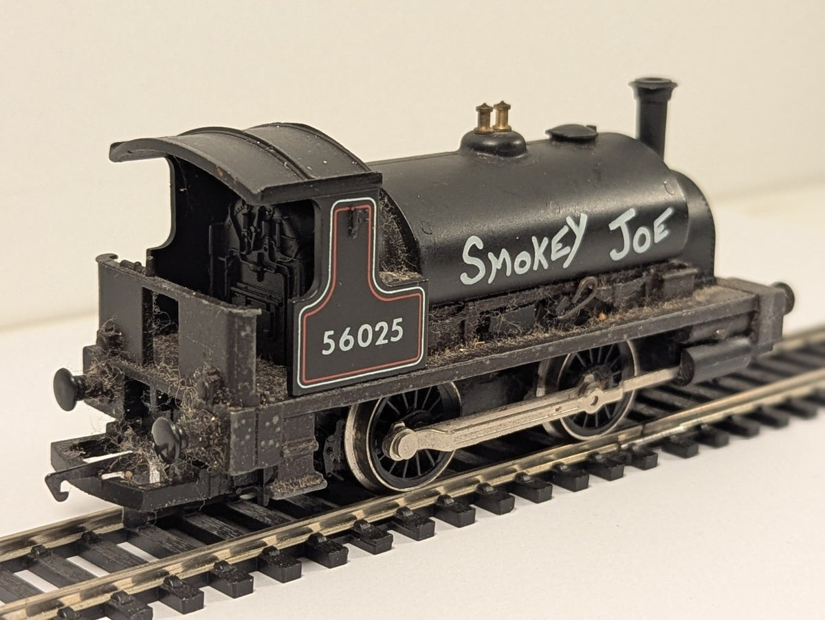 Hornby OO Gauge Smokey Joe 0-4-0ST Tank Locomotive