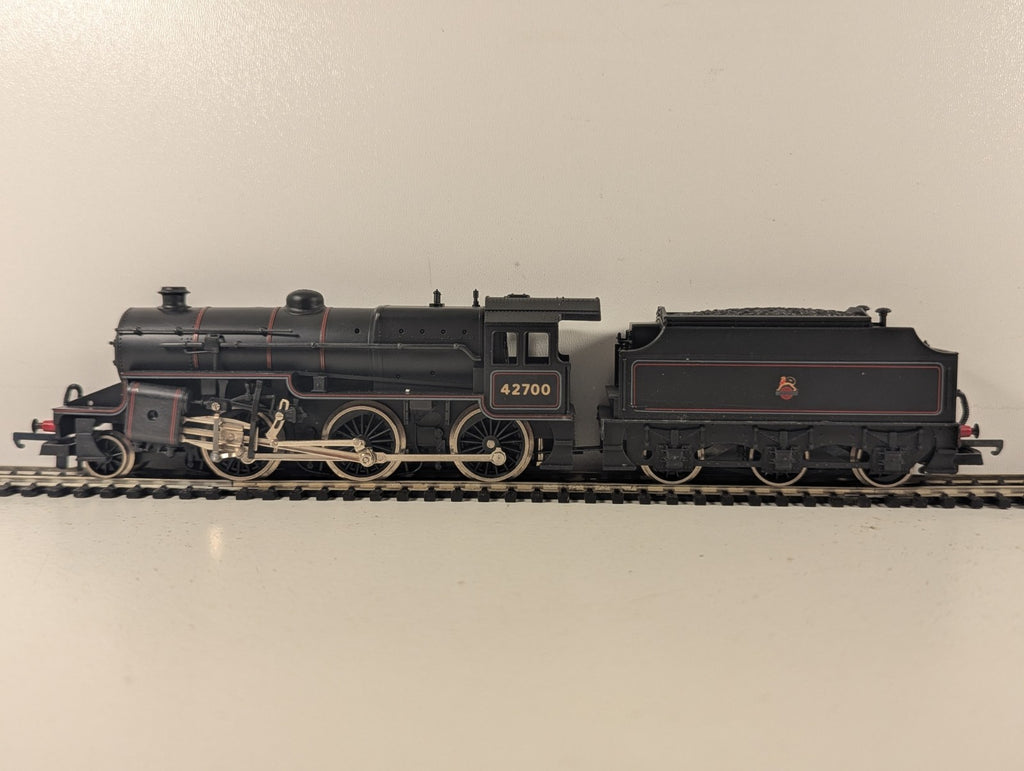 Lima OO Gauge Hughes Crab 2-6-0 Steam Locomotive 42700 BR Lined Black