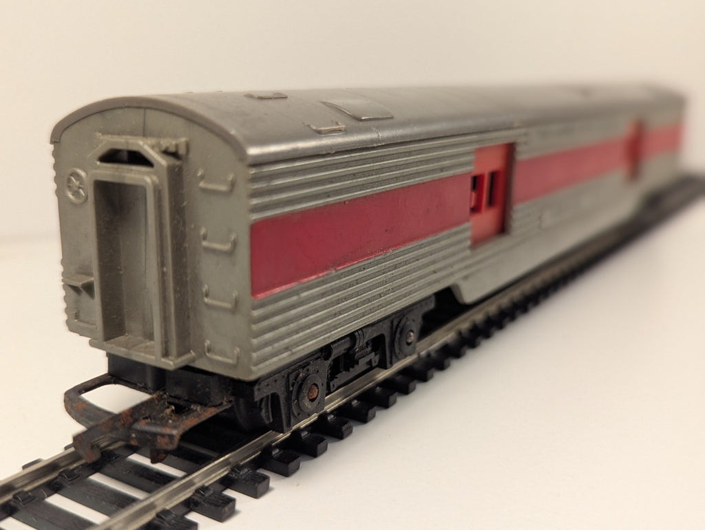 Tri-ang OO Gauge R130 Transcontinental Baggage Car