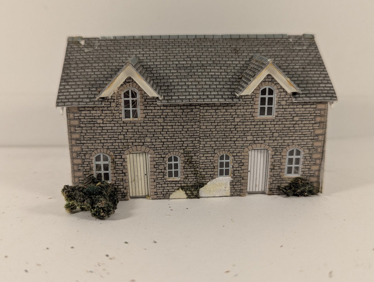 Metcalfe N Gauge Stone Semi-Detached Cottages Model Building
