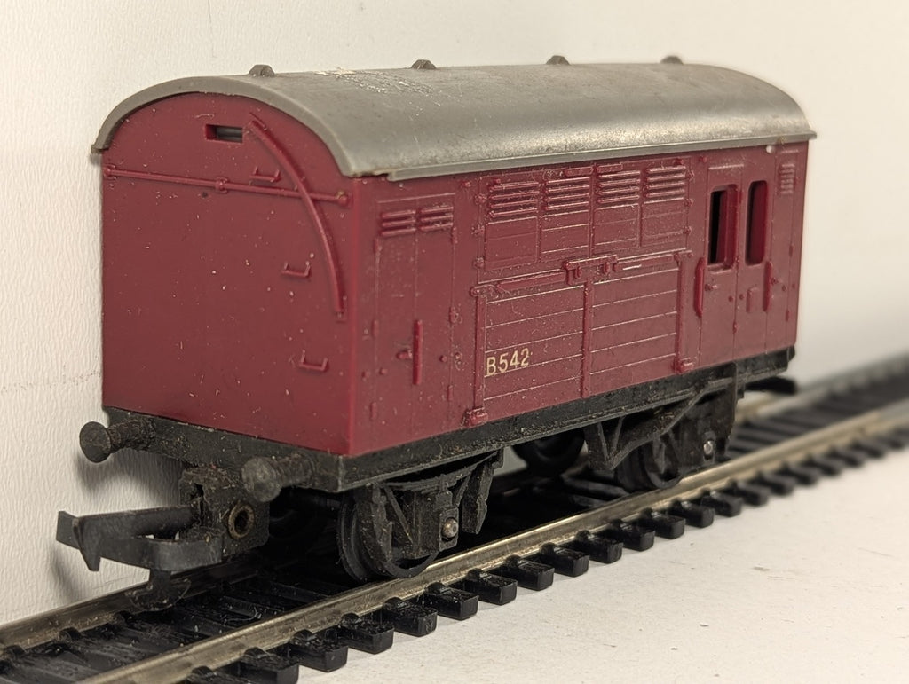 Tri-ang OO Gauge Horse Box Goods Wagon B542 BR Maroon R.123