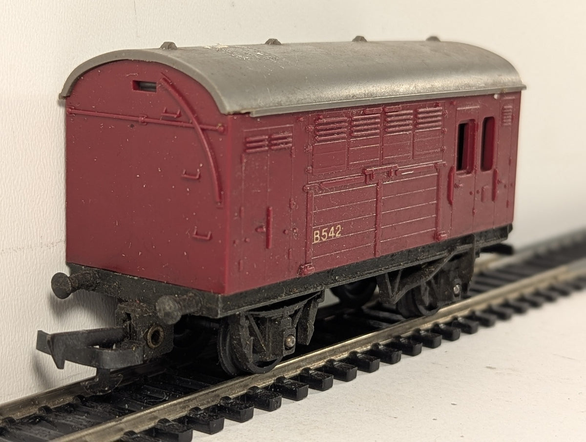Tri-ang OO Gauge Horse Box Goods Wagon B542 BR Maroon R.123