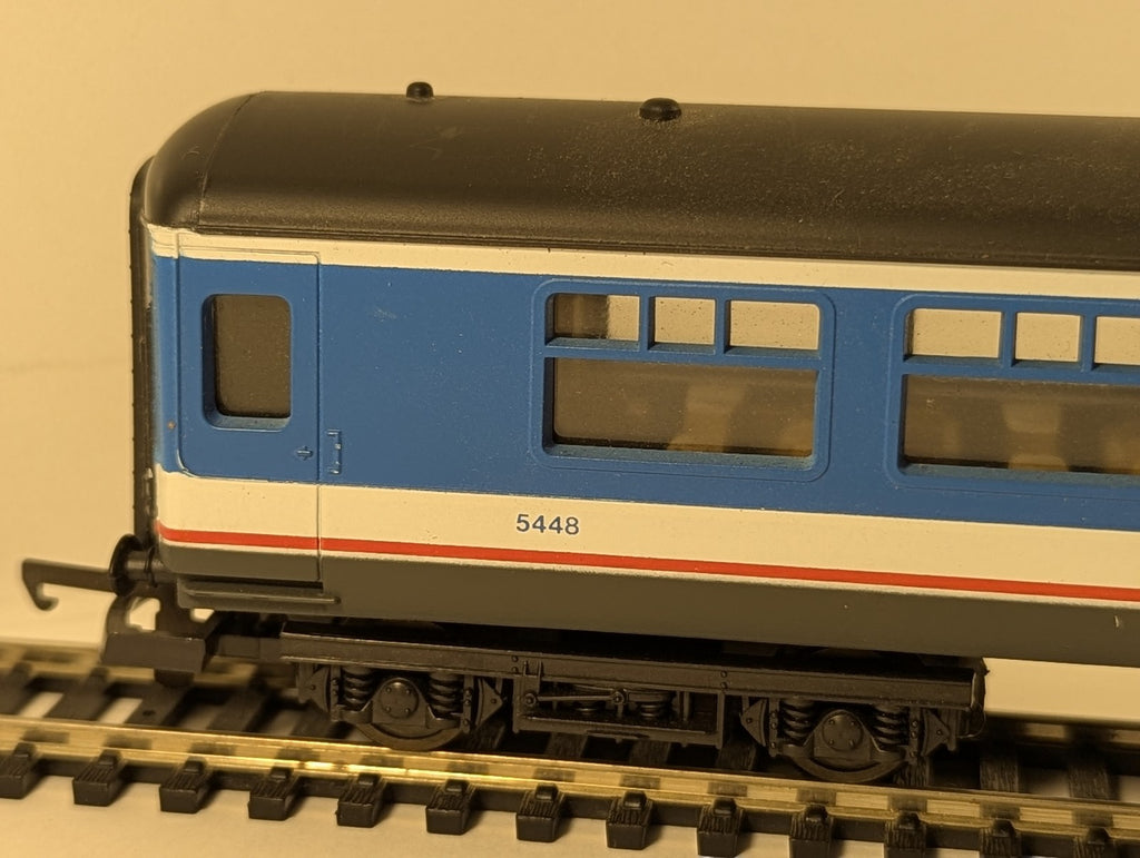 Lima OO Gauge BR Mk1 Tourist Second Open Coach Passenger Coach 5448