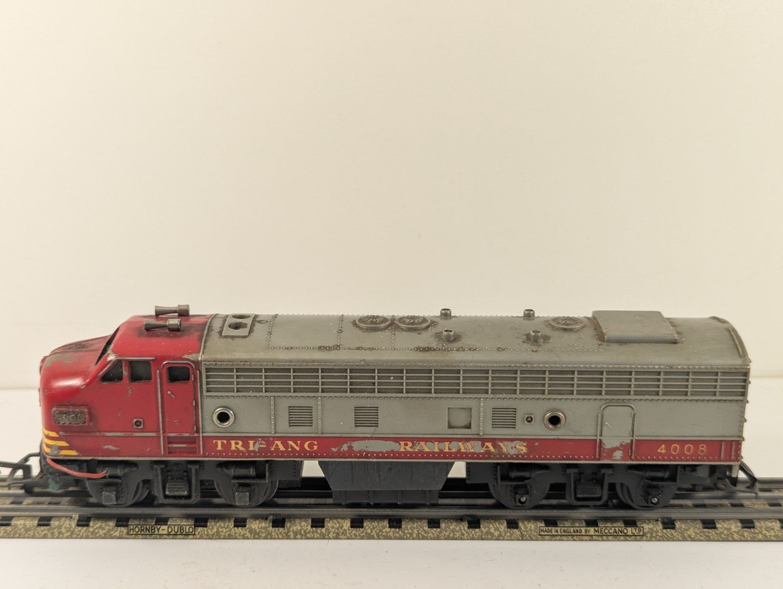 Tri-ang Railways R55 OO Gauge Transcontinental Diesel Spares/Repair
