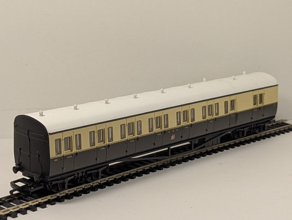 Hornby OO Gauge GWR Brake Third Coach Passenger Coach 6900