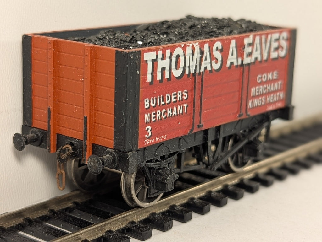 Dapol OO Gauge Thomas A. Eaves Coke & Builders Merchant 7-Plank Open Wagon