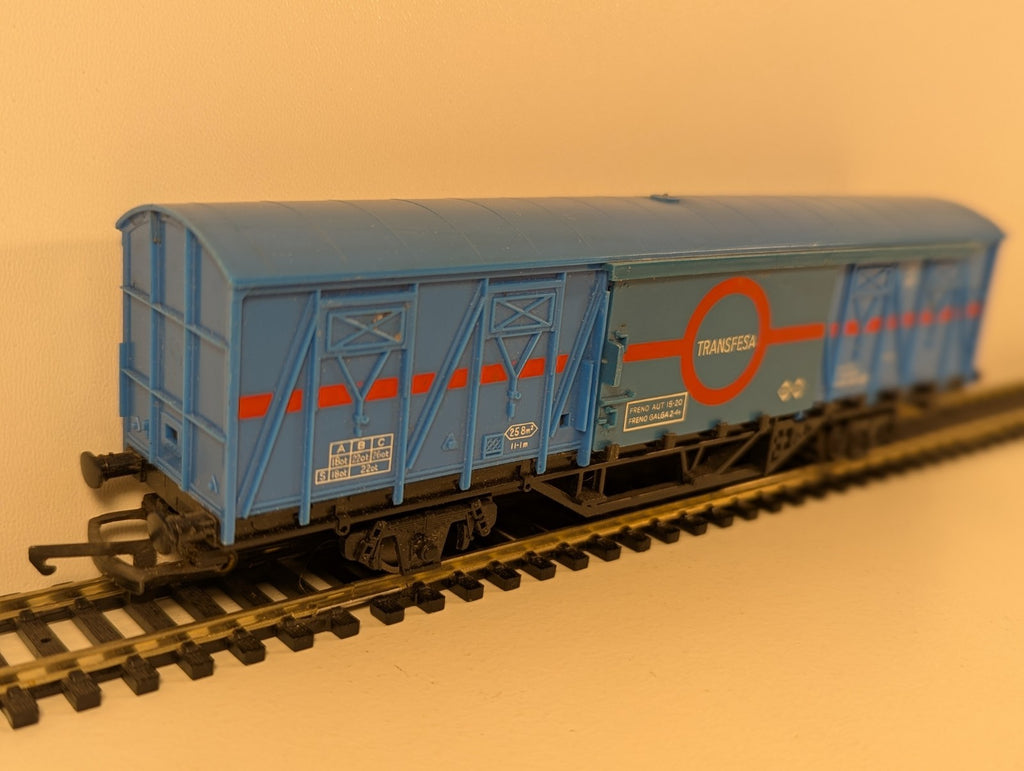 Hornby R741A OO Gauge Transfesa International Ferry Van