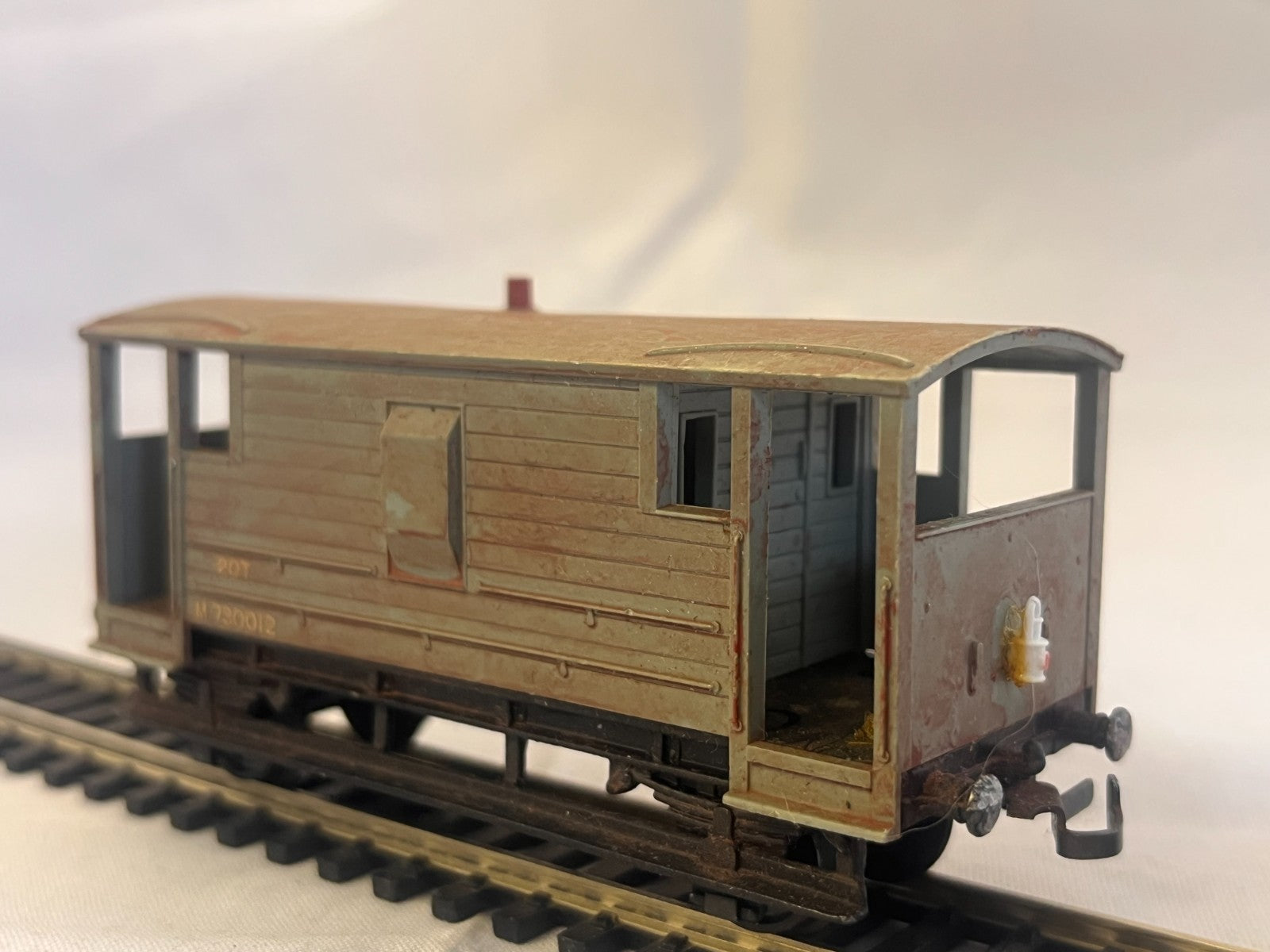 Hornby Dublo OO Gauge 20 Ton Brake Van M730012