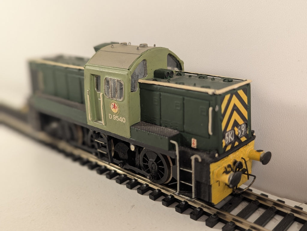 Kitbuilt Class 14 Diesel Locomotive D9540 in BR Green (KB109 – Unknown Brand)