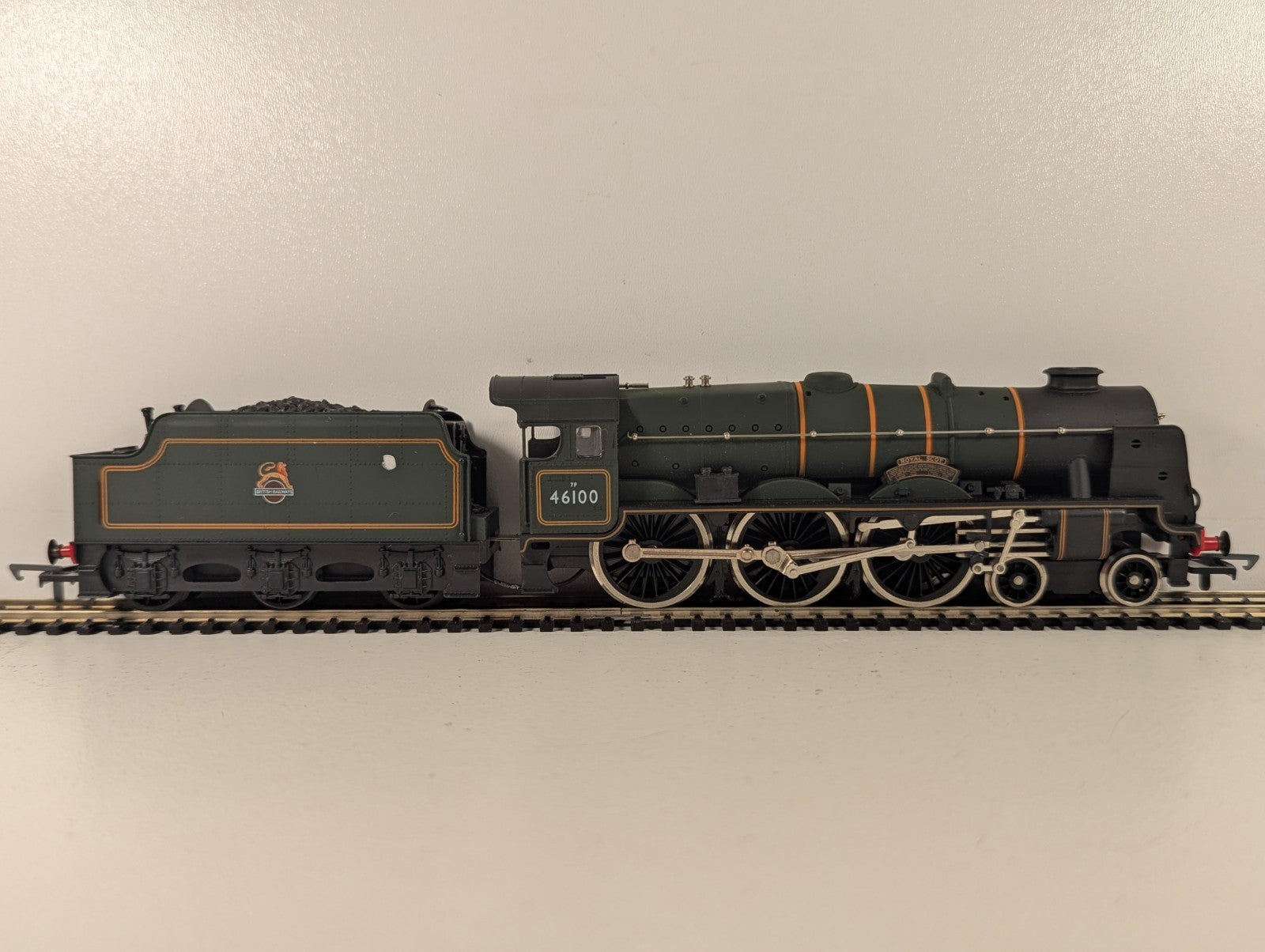 Airfix OO Scale Rebuilt Royal Scot Class 'Royal Scot' Steam Loco