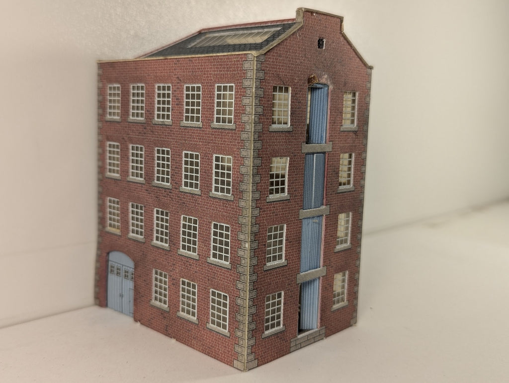 Metcalfe OO Gauge Small Factory / Warehouse Building Red Brick PO283