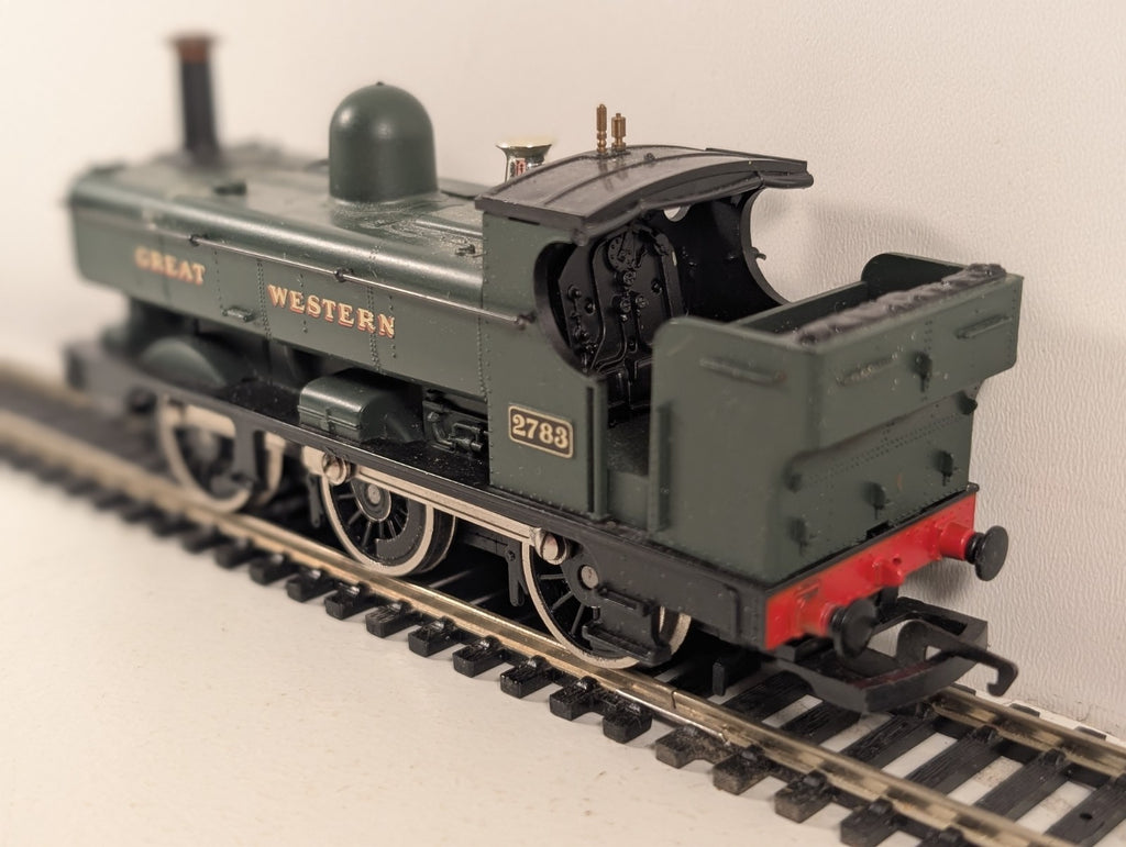 Hornby R760A OO Gauge GWR 2721 Class 0-6-0 Pannier Tank GWR Green