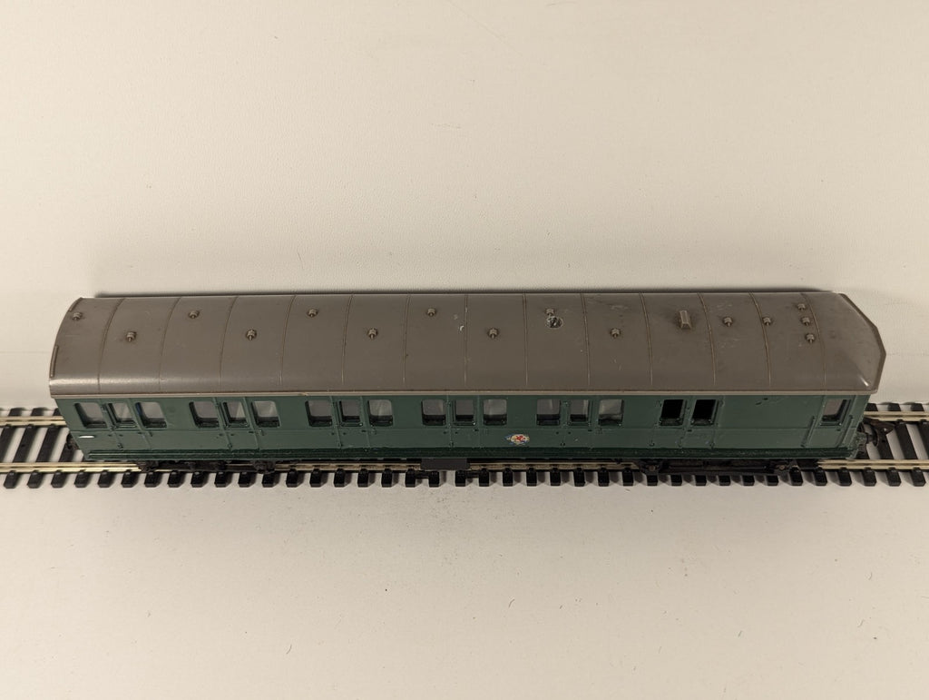 Tri-ang OO Gauge Class 302 EMU Driving Trailer Coach Coaching Stock