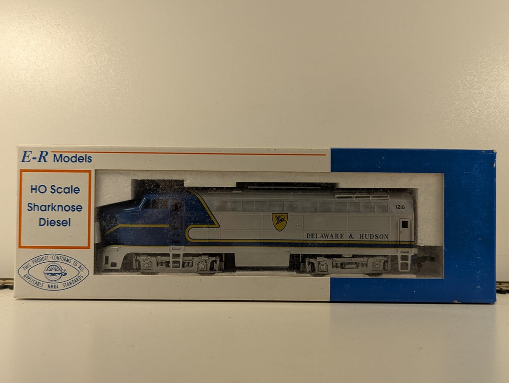 E-R Models HO Scale Sharknose Diesel Locomotive 1216 Delaware & Hudson