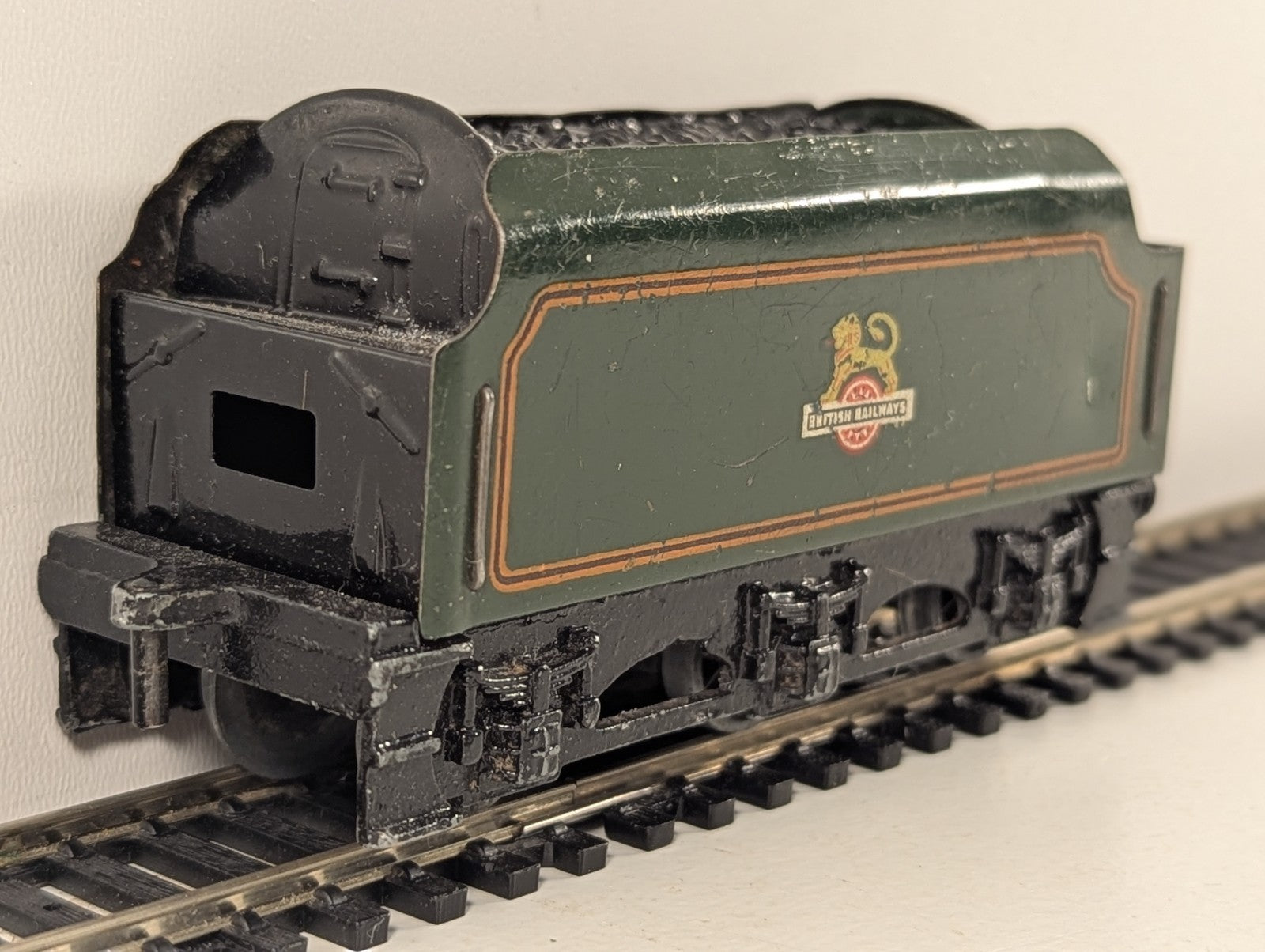 Hornby Dublo OO Gauge Stanier Tender BR Lined Green - Spares/Repairs