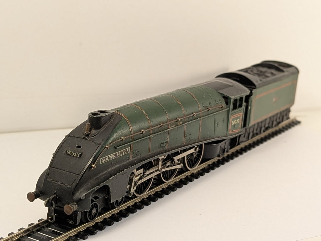 Hornby Dublo OO Gauge Class A4 60030 Golden Fleece BR Green Steam