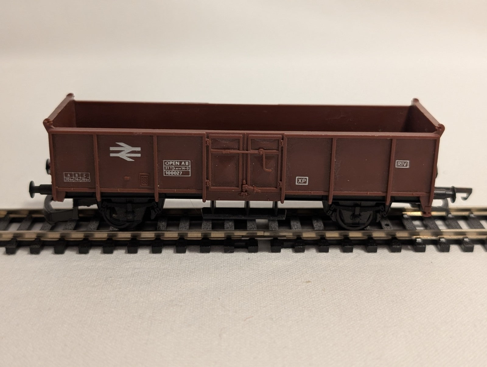 Lima L303175 LWB Steel Coal Wagon – BR Bauxite
