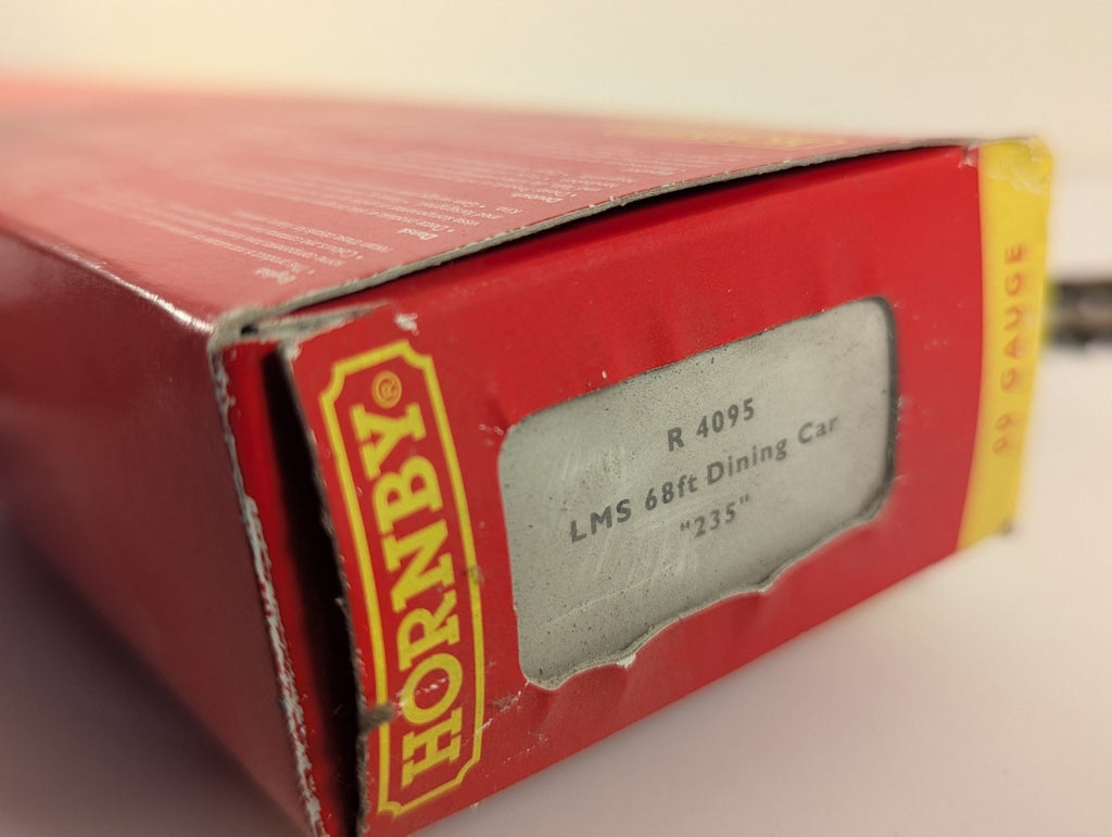 Hornby R4095 LMS 68ft Dining Car OO Gauge Boxed