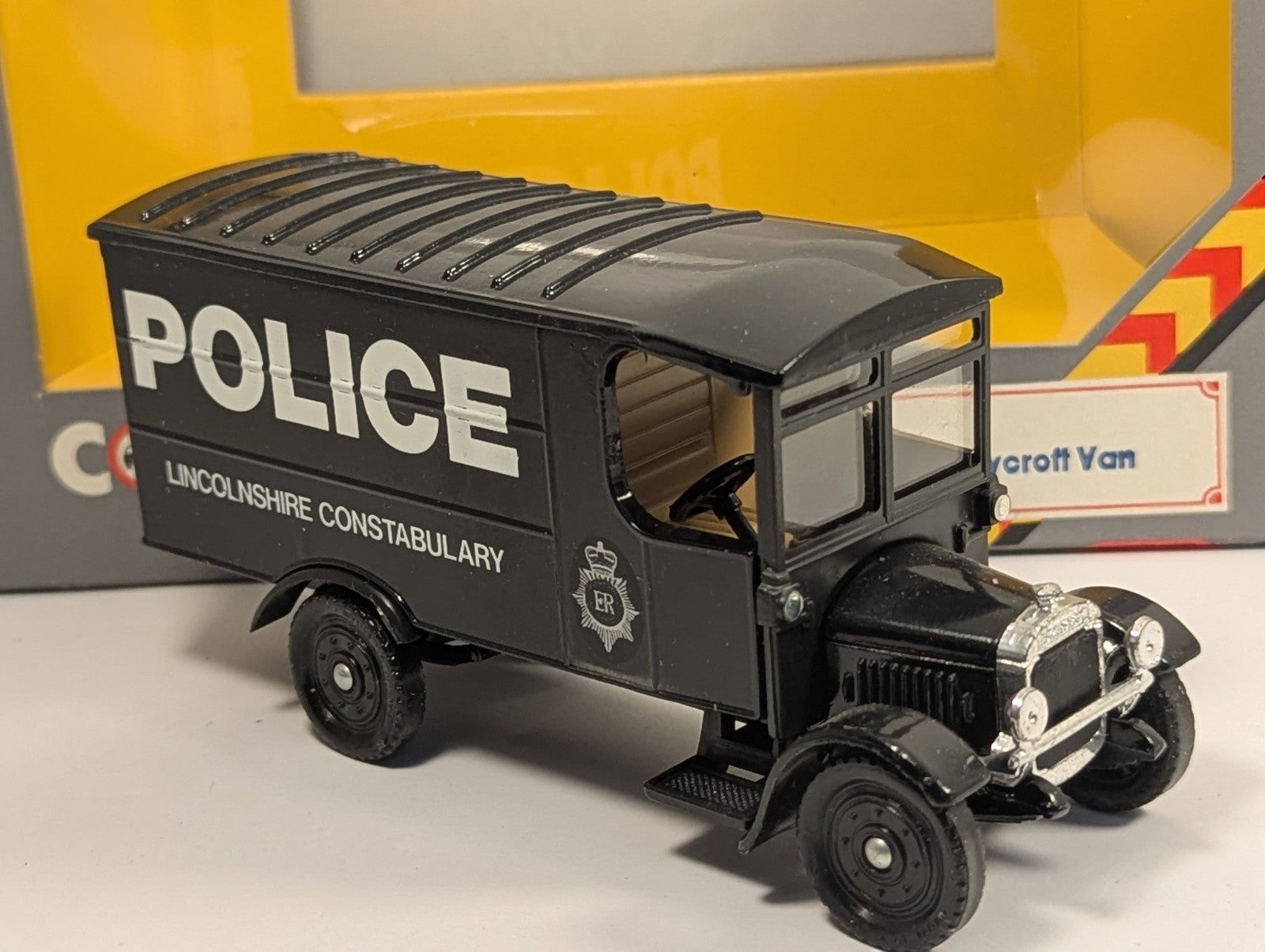 Corgi Classics 833 1:43 1929 Thornycroft Van Lincolnshire Constabulary