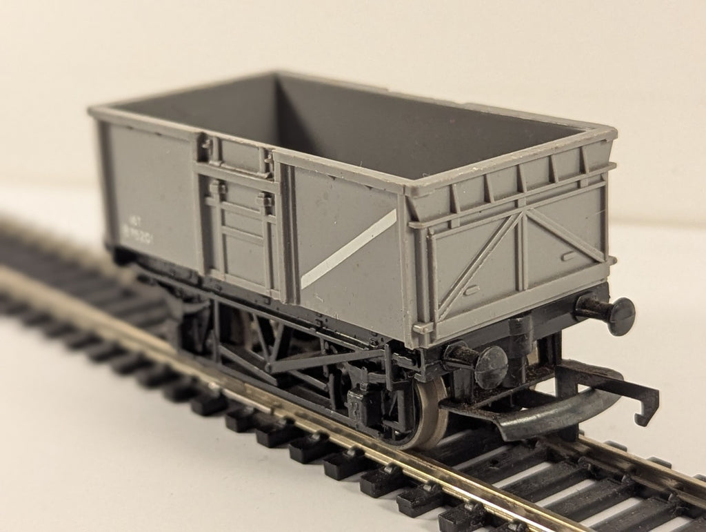 Triang OO Gauge 16 Ton Steel Mineral Wagon Goods Wagon B75201 BR