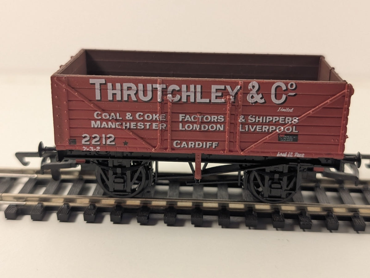 Dapol B103 OO Gauge 7-Plank Wagon – Thrutchley & Co.