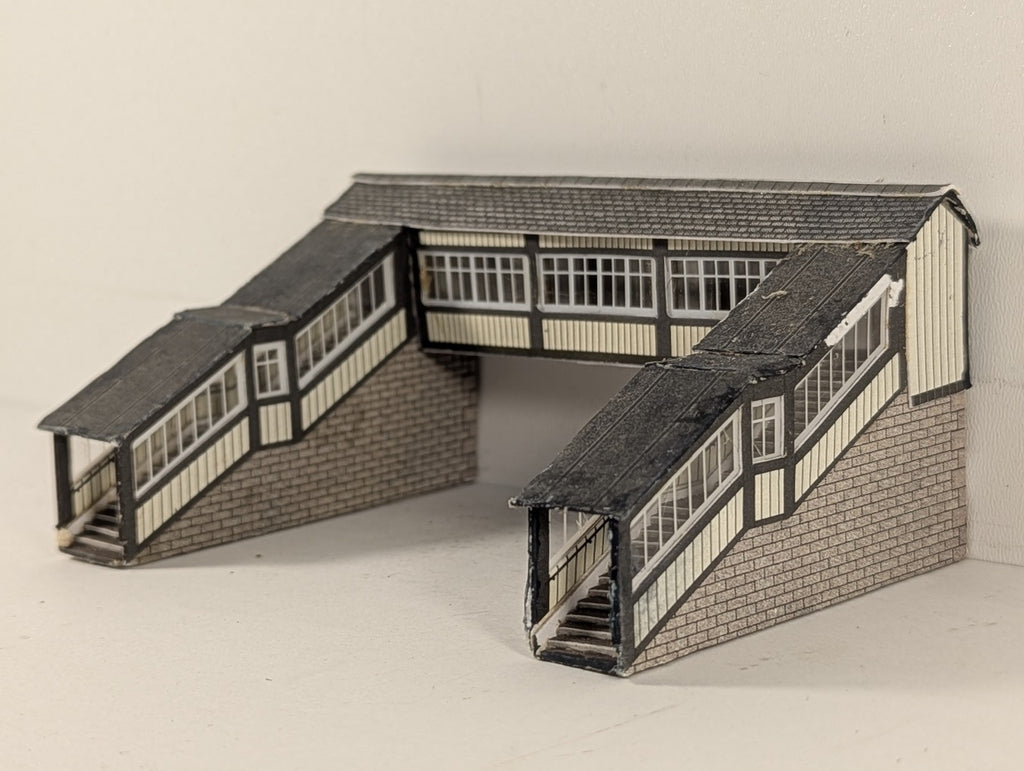 Metcalfe N  Gauge GWR Style Footbridge GWR Cream & Brown PO216