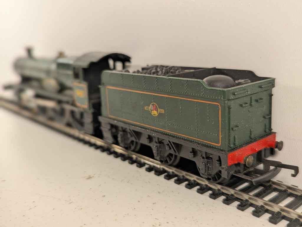 Hornby OO Gauge Hall Class Steam Locomotive - Repainted GWR Livery
