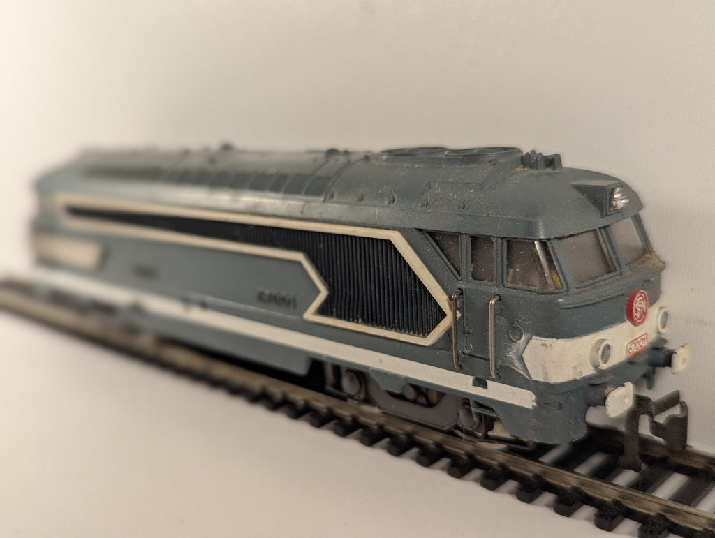 Lima HO Gauge SNCF Class BB 67000 Diesel Locomotive 67001 SNCF Blue