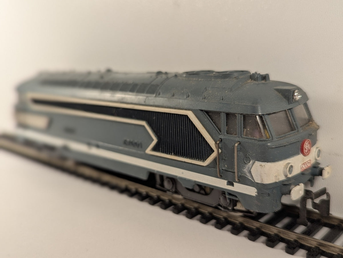 Lima HO Gauge SNCF Class BB 67000 Diesel Locomotive 67001 SNCF Blue