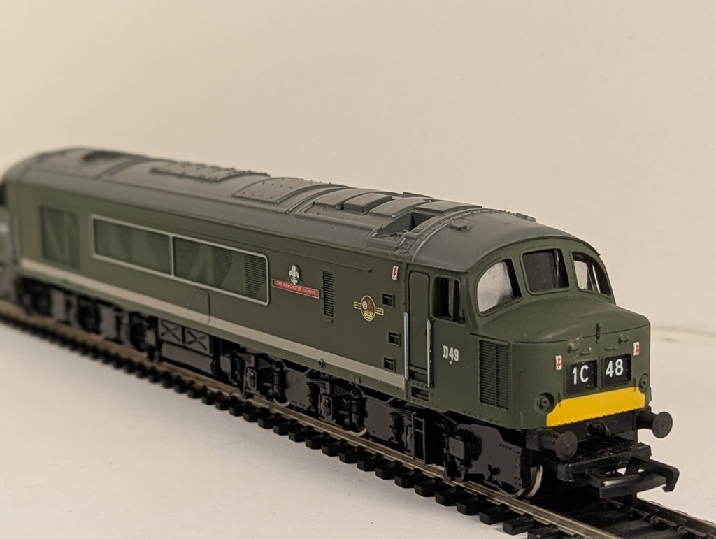 Mainline OO Gauge Class 45 D49 "The Manchester Regiment" BR Green - Boxed