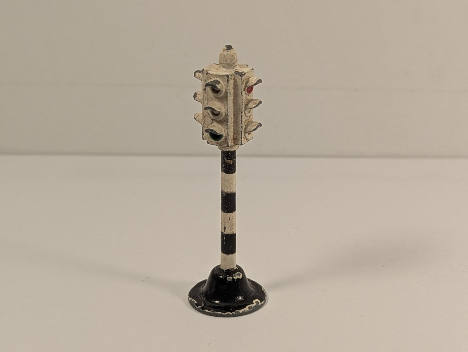 Dinky Toys 47d Traffic Signal