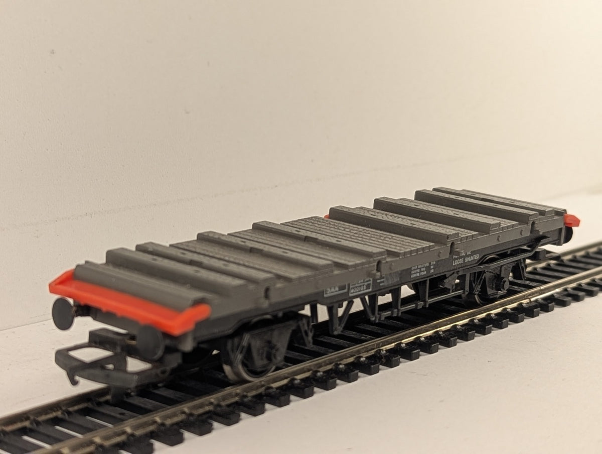 Hornby OO Gauge BR SAA Steel Carrier Goods Wagon 400105 BR Grey R235