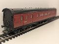 Dapol OO Gauge Stanier 57ft Brake Coach M20572 BR Carmine – Lights