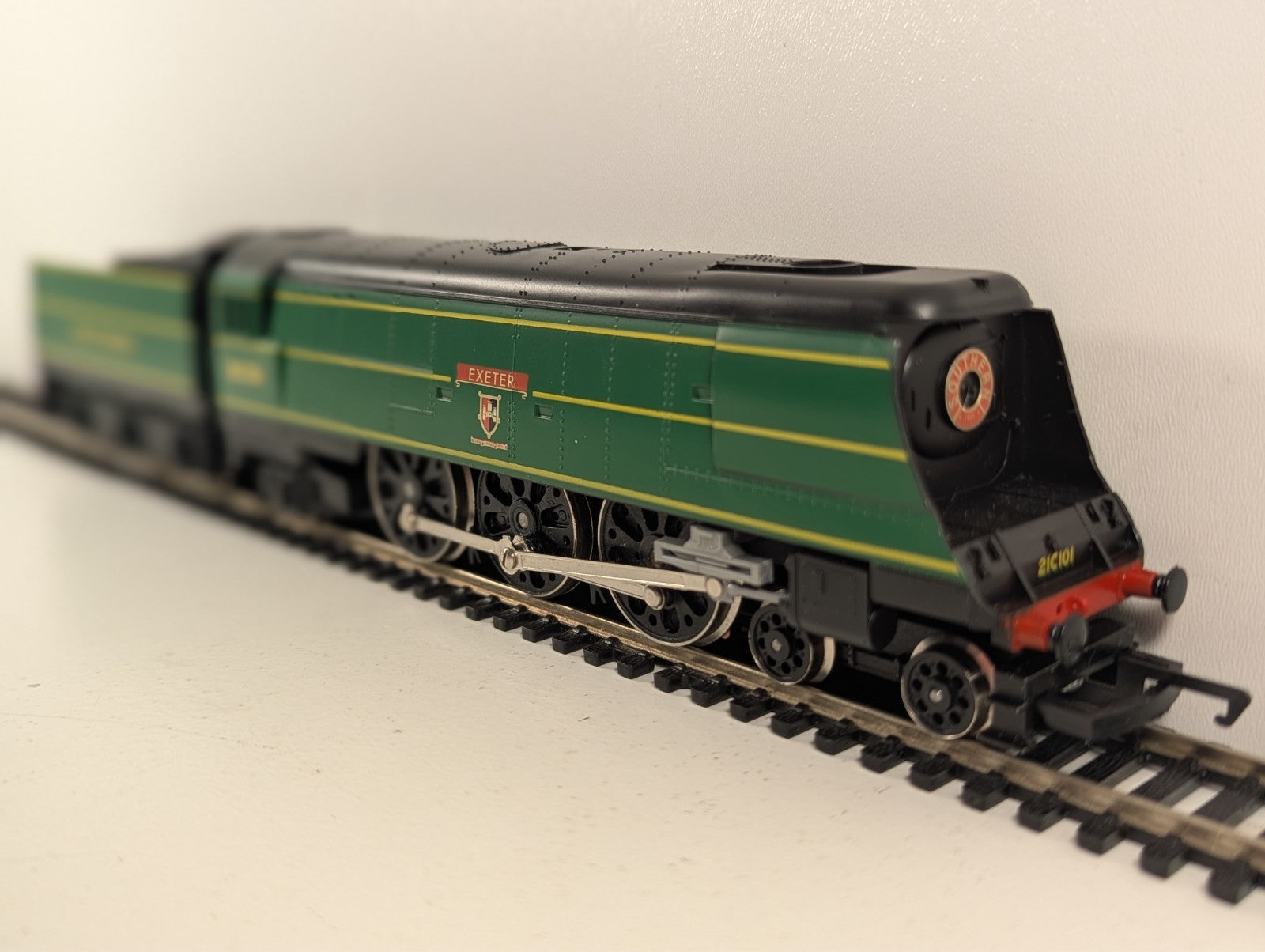 Hornby R320 West Country Class "Exeter" Steam Locomotive OO Gauge - Boxed