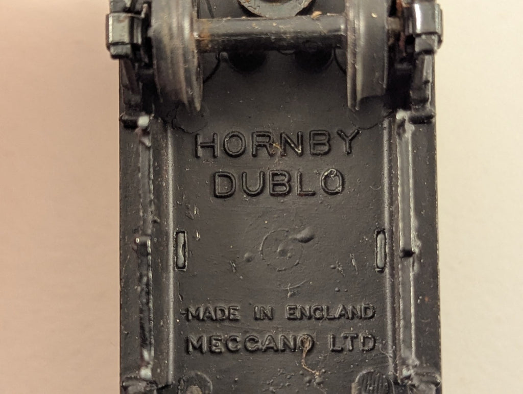 Hornby Dublo 4680 OO Gauge Esso Black Tank Wagon