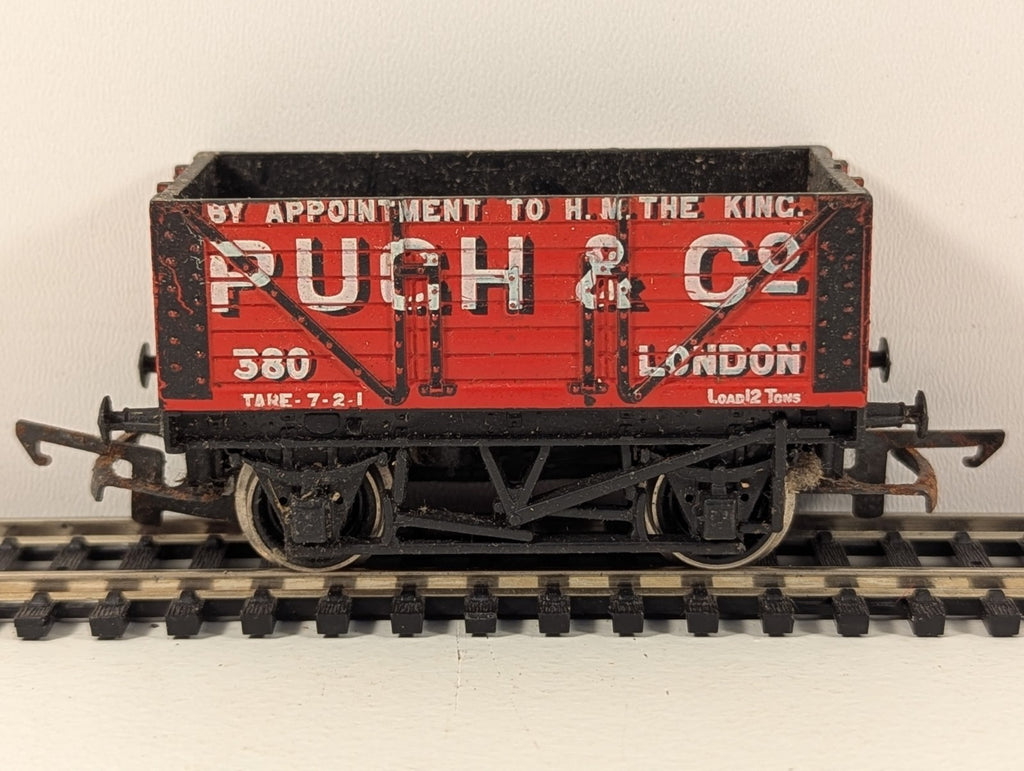 Hornby R010 OO Gauge Pugh & Co 12 Ton Coal Wagon