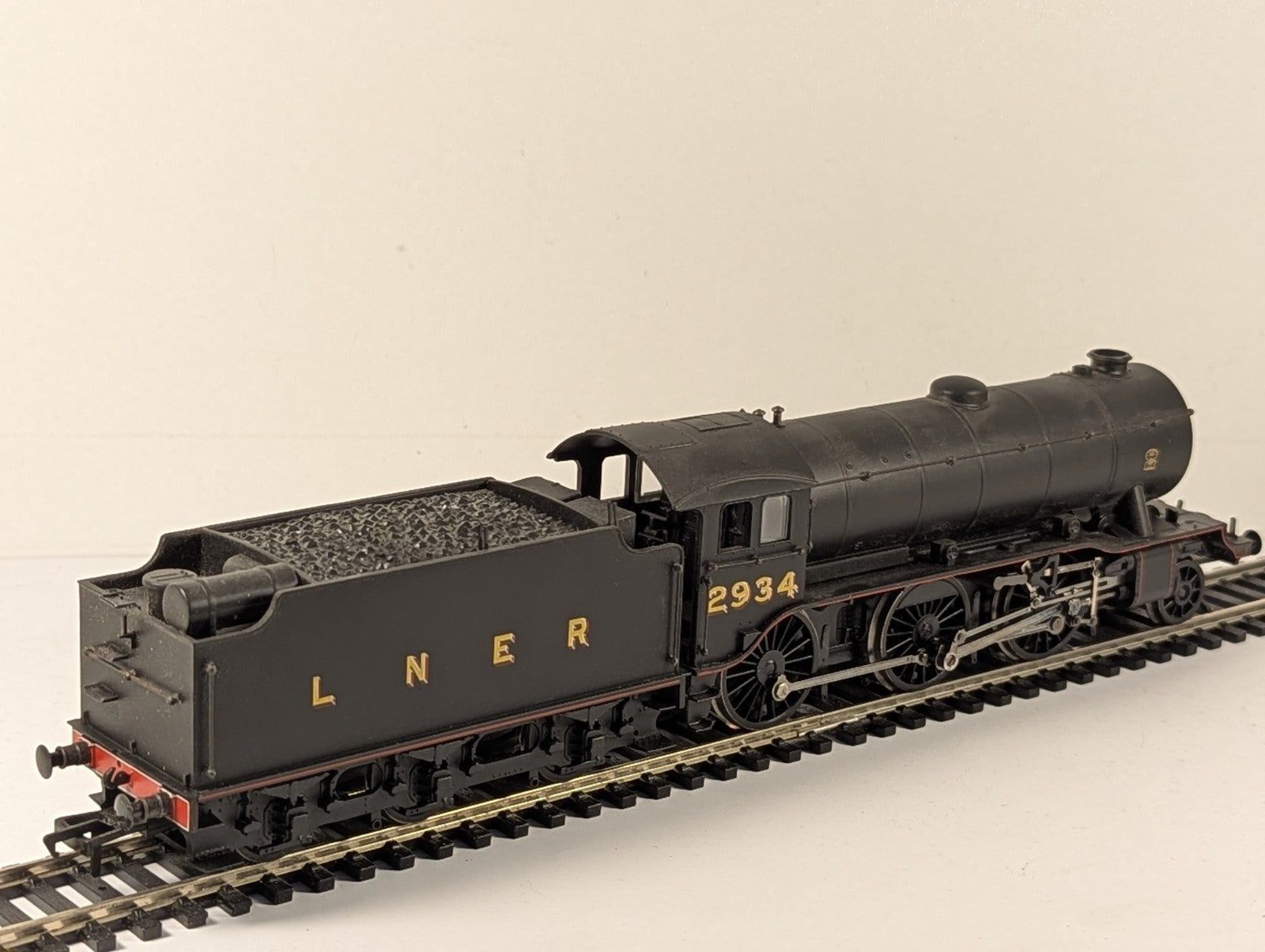 Bachmann 31-602 Class K3 2-6-0 Locomotive 2934 LNER Black