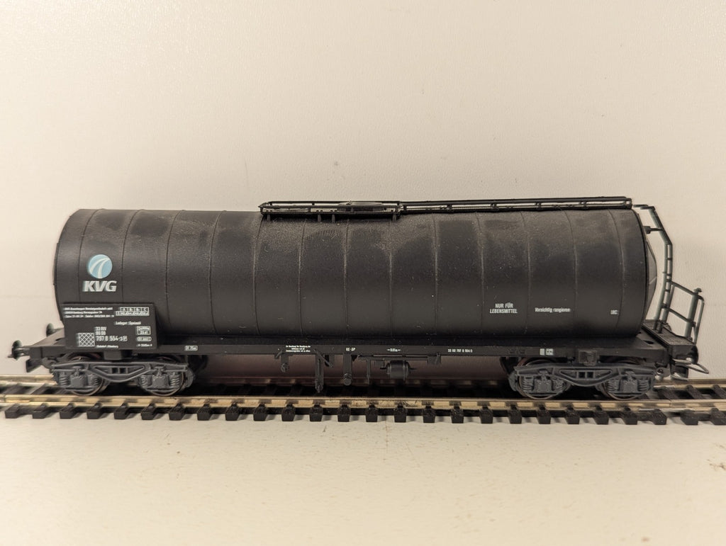 Jouef HO Gauge Citerne KVG Tank Wagon 33 80 797 8 554-3 KVG Black 6