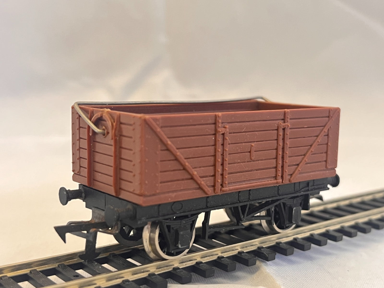 Trix 7 Plank Wagon Brown