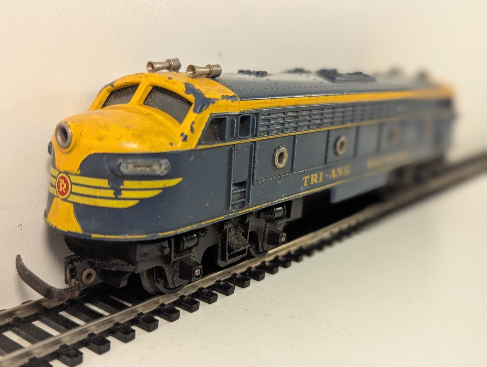 Tri-ang Railways R159 OO Gauge Transcontinental Diesel Locomotive - Dummy Unit