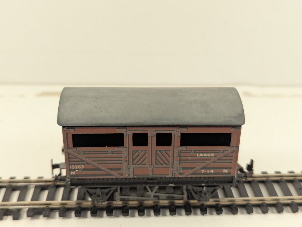 Trix Twin Railway 636 LNER Cattle Wagon OO Gauge - Boxed