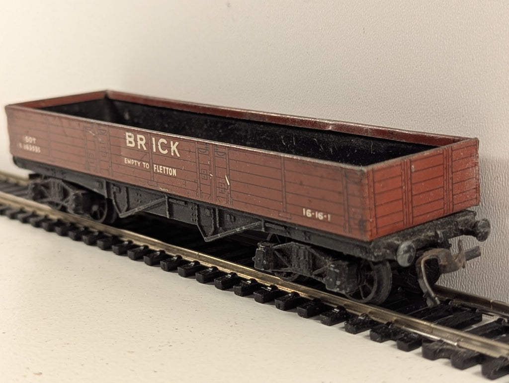 Hornby Dublo 50 Ton Brick Wagon E163535 OO Gauge