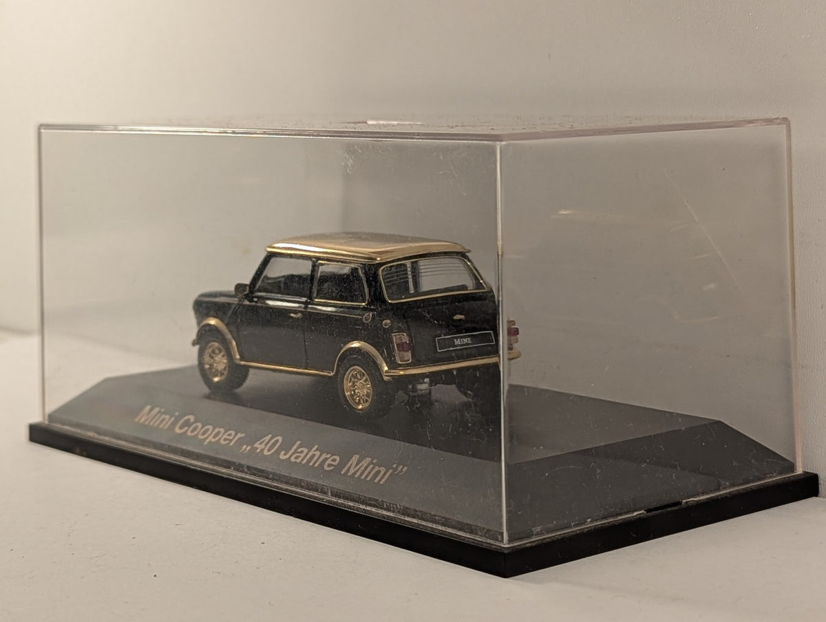 Schuco 1:87 Mini Cooper '40 Jahre Mini' IAA 1999 Diecast Model Black and Gold