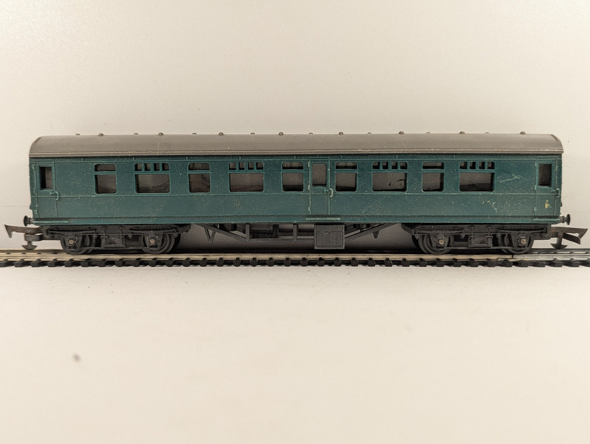 Tri-ang OO Gauge Suburban Composite Coach Passenger Coach S1507S
