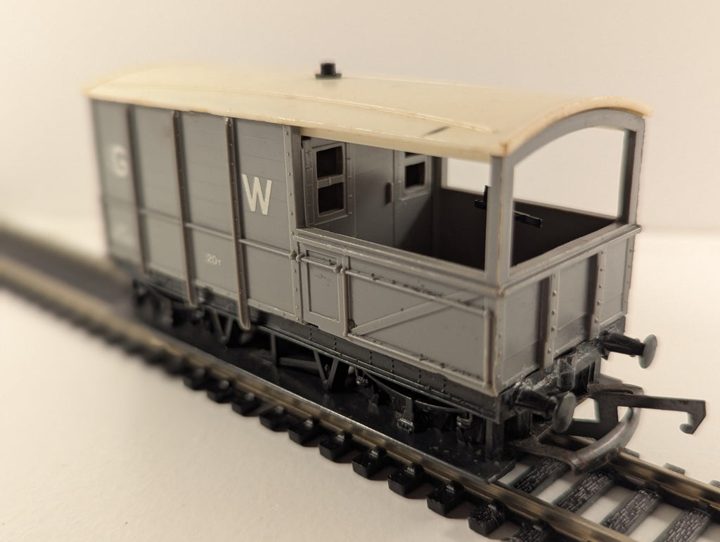 Tri-ang Hornby R124 OO Gauge GWR 20-Ton “Toad” Brake Van