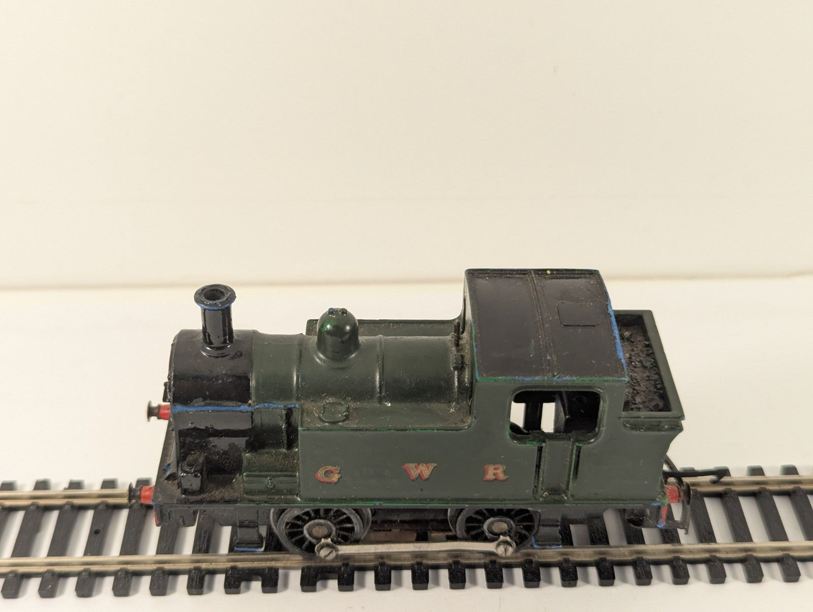 Tri-ang OO Gauge 0-4-0 Shunter GWR Green Spares/Repair