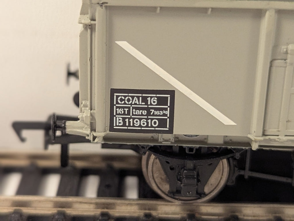 Bachmann OO Gauge 16 Ton Steel Mineral Wagon Goods Wagon B119610 BR Grey