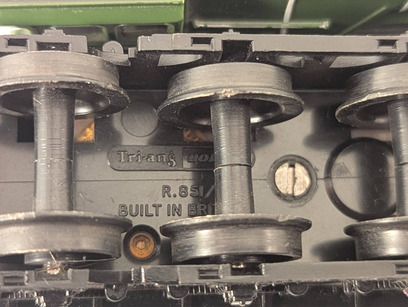 Hornby R851 LNER Class A3 'Flying Scotsman' 4-6-2 Steam Locomotive - LNER Green