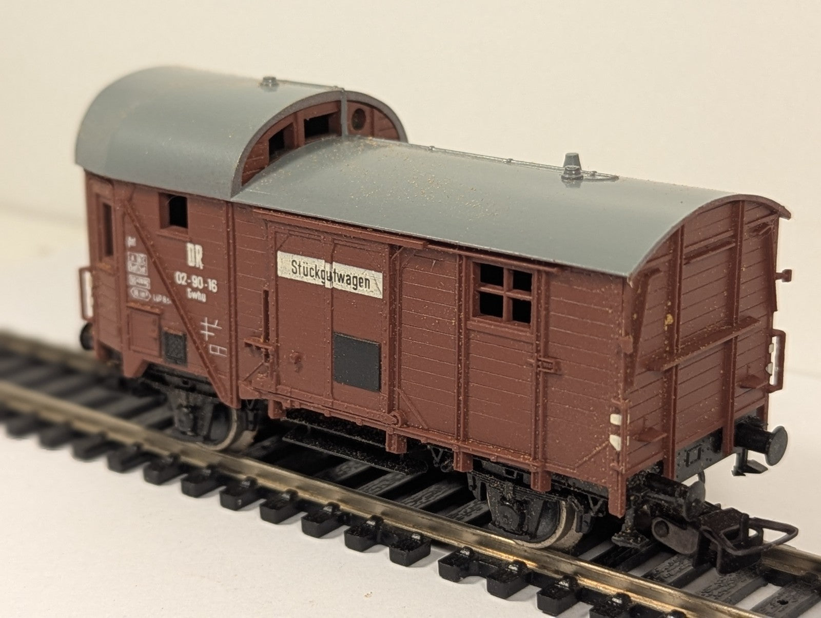 Piko HO Gauge DR Goods Brake Van Type Gwhu